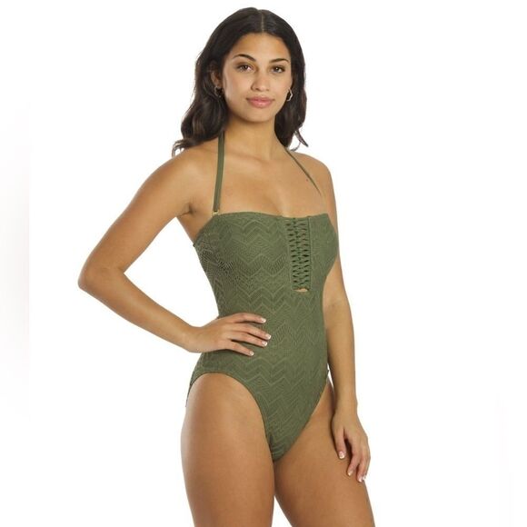 VINCE CAMUTO Crochet Bandeau One-Piece Swimsuit safari green New 8 - Picture 4 of 16